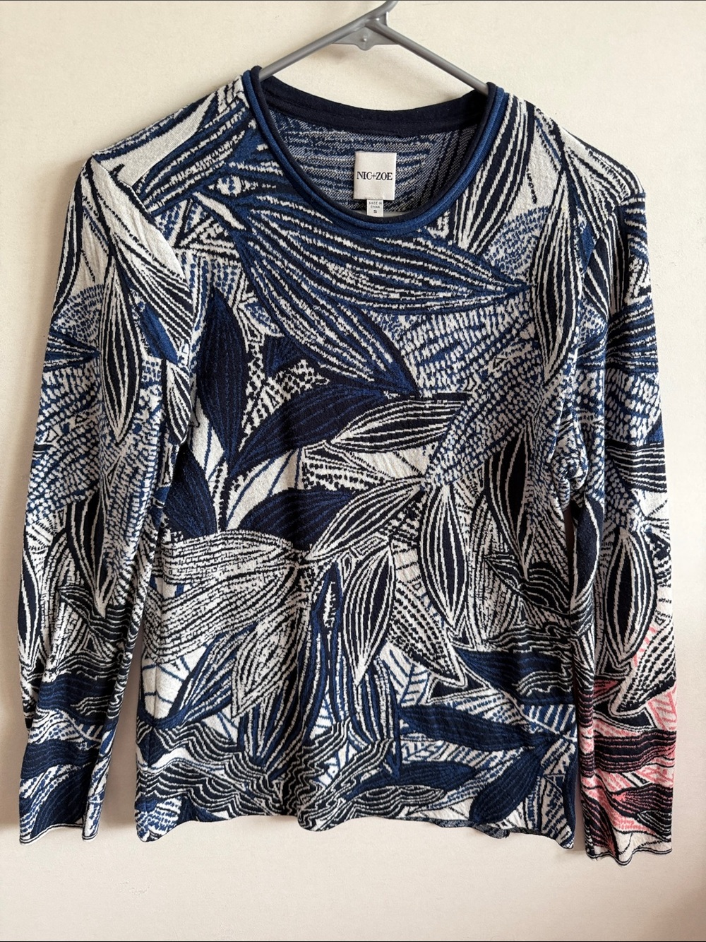 NIC+ZOE Navy, White & Pink Leaf-Print Long Sleeve Sweater